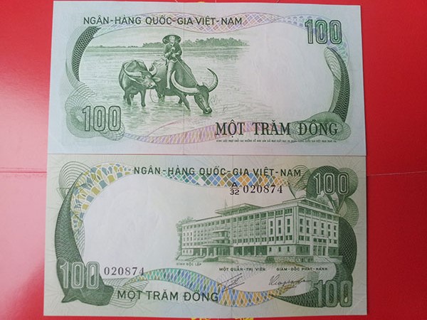 Tiền Hình Con Trâu 100 Đồng 1972