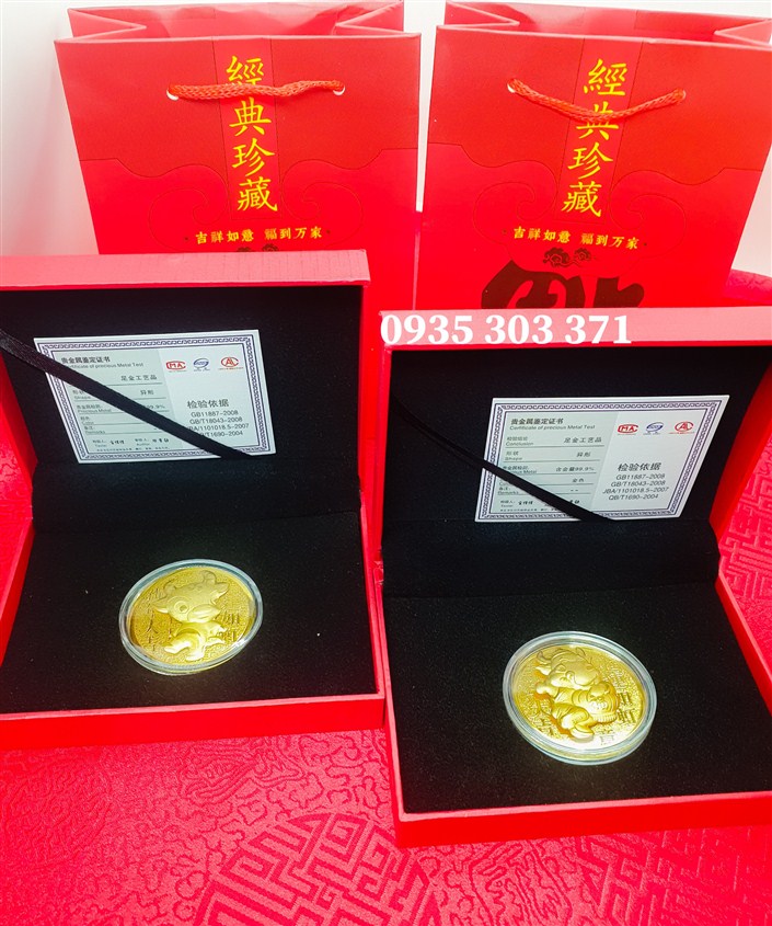 Hộp Tiền Xu Con Trâu Vàng Quà Tặng Phong Thủy 2 Mẫu